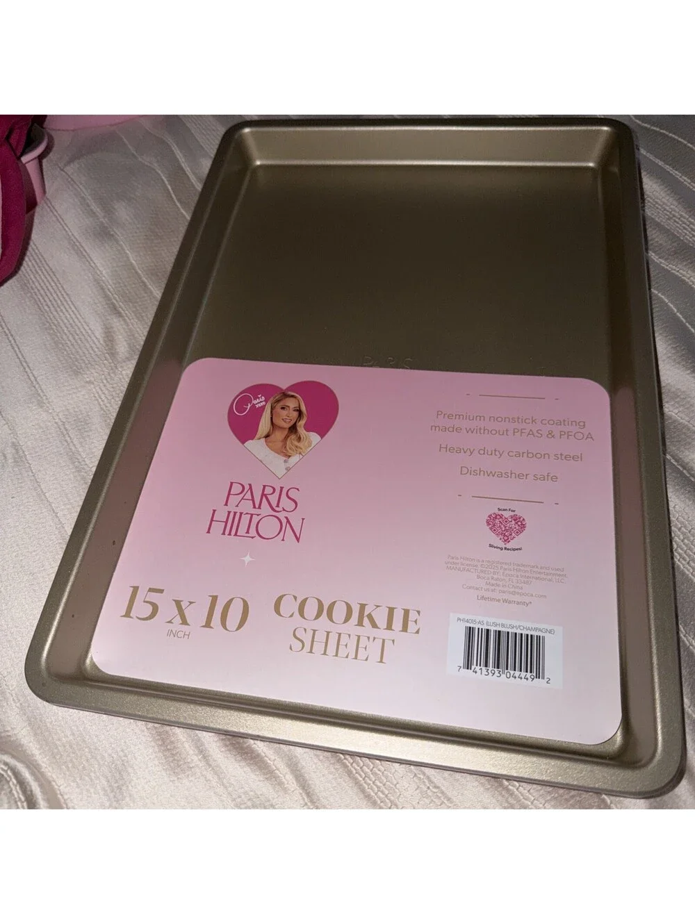 PARIS HILTON 15X10 COOKIE SHEET PARIS HILTON COOKIE SHEET baby PINK NEW
